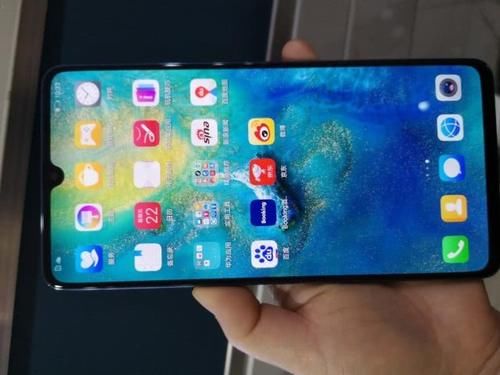  『麒麟』跳水2100元，华为5G旗舰＋8GB＋256G，网友：不爱了！