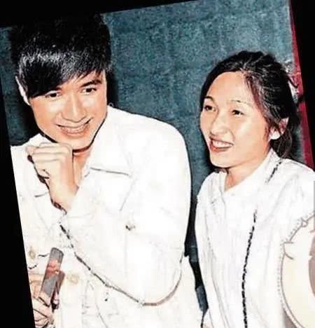  「明星身边」当红男星娶大十四岁经纪人，素人的他们靠什么嫁给男神的？