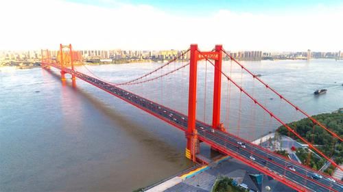  「小觑」我国这2座新一线城市，发展潜力不容小觑，你更看好谁？