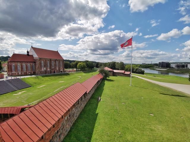 立陶宛旧都神秘老城堡 充满离奇传闻 官宣:地底有人