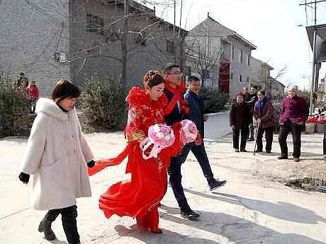 农村65-75后的要留意，未来要面对1个目标，3个难题，人人逃不掉