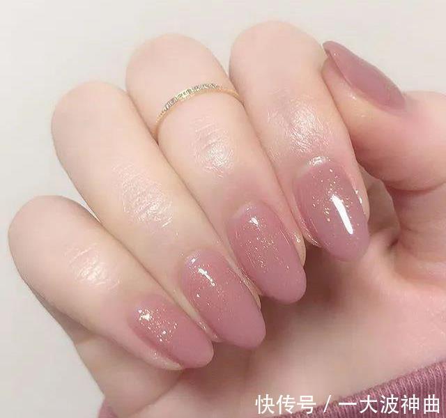  『美甲』我要让全世界都知道，这个春天你的美甲图被我承包了！