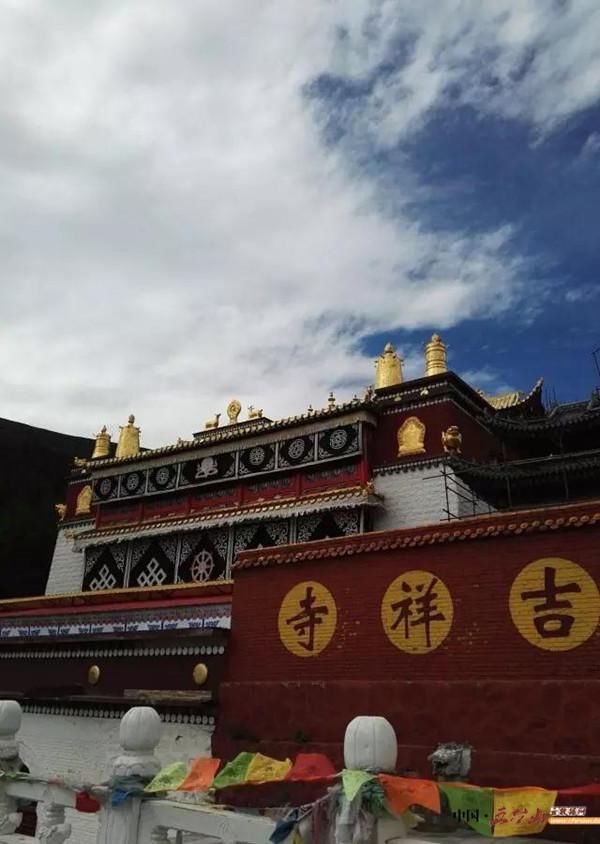 清凉桥吉祥寺：五台山文殊菩萨提着灯笼现真身的灵感地