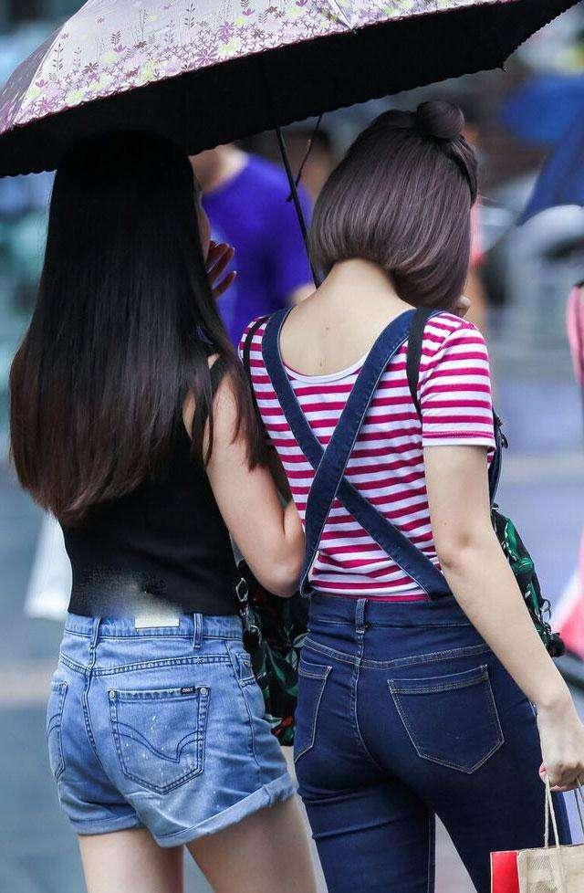 紧身裤穿出优雅独到的气质，时尚有情调，是很多女人的梦想