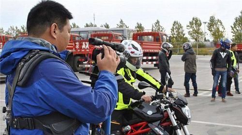  重庆：“不禁摩的”的中国“摩都”，百万摩托车驰骋，交通却并没有变坏