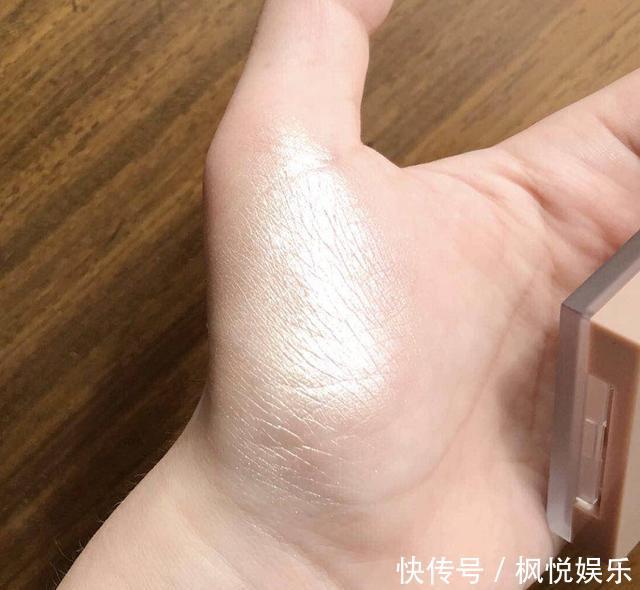『彩妆』泰国除了好用到可全套入的彩妆之外,还有这些小众香氛也很好买!