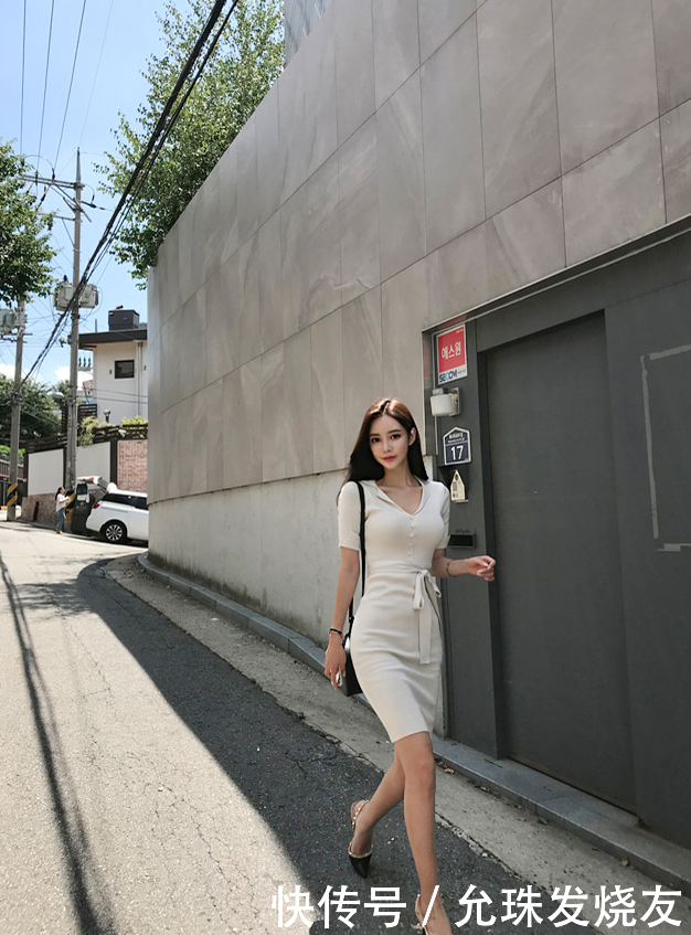 美腿物语：孙允珠简约古茶撞奶休闲衣裙