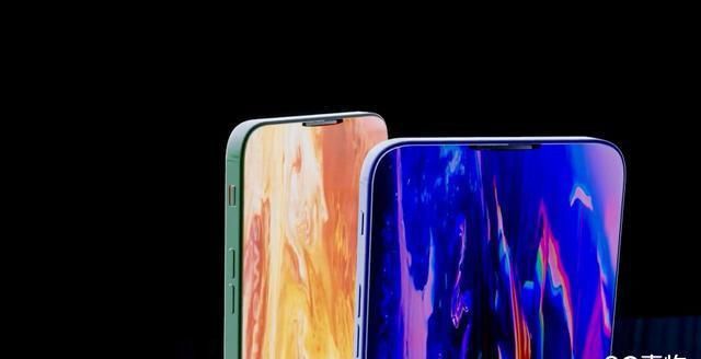 『iPhone12系列手机』iPhone12概念图: 砍刘海+方形4摄+氛围灯, 细品后对华为P40无爱了
