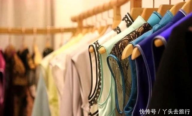 日本人来中国旅游也疯狂购物，日本游客都买了什么？网友：笑了