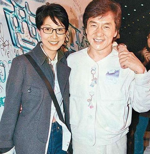 吴卓林最新消息:疑似已和女友订婚,成龙却在发