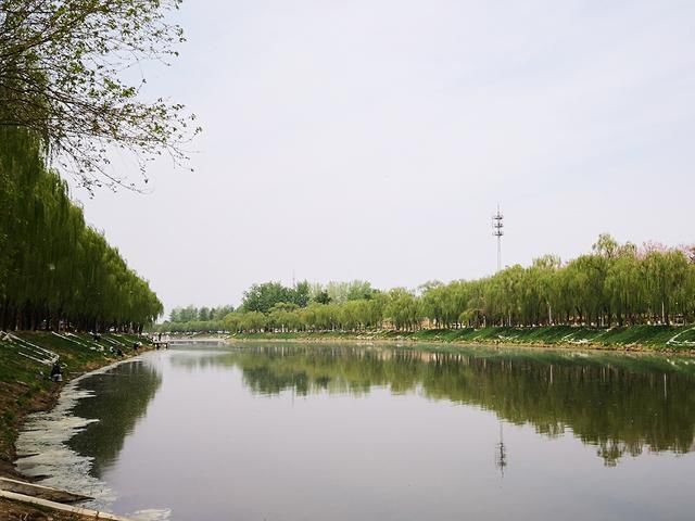  那种■垂钓绿湾春，春深杏花乱。垂钓吗？风景优美的那种！走，钓鱼去喽