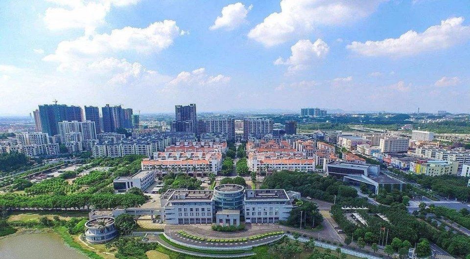 中国最接近城市的镇子:人口67万GDP破千亿,让不少地级市汗颜