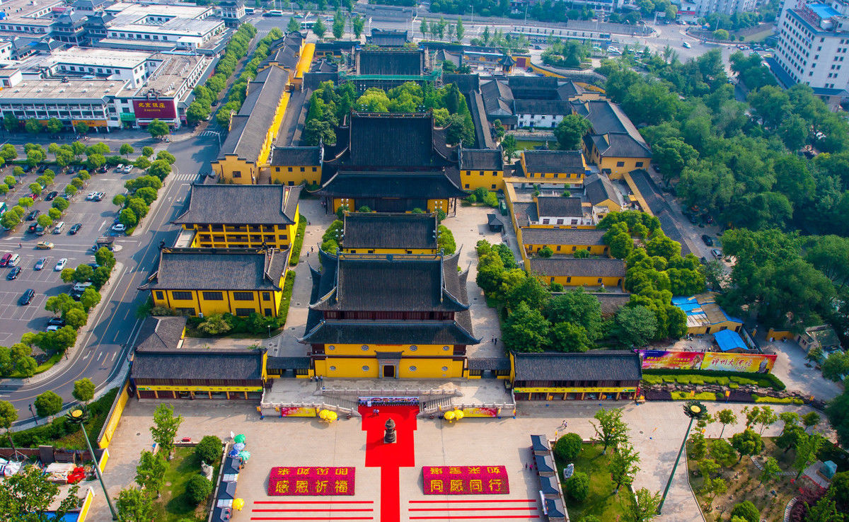 江苏八大名寺著名寺庙，南京3个，苏锡常镇各1个，大多建于南朝!