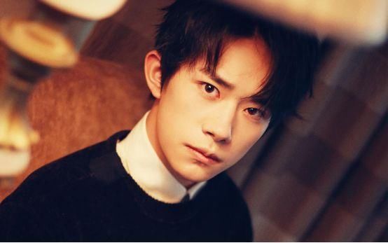 当TFBOYS没有刘海的时候，千玺的颜值帅炸了，王俊凯像“整了容”