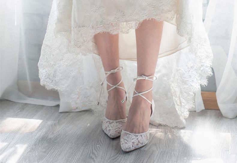 石原里美的高跟鞋，大龄女催婚必备，让玉足显得更修长