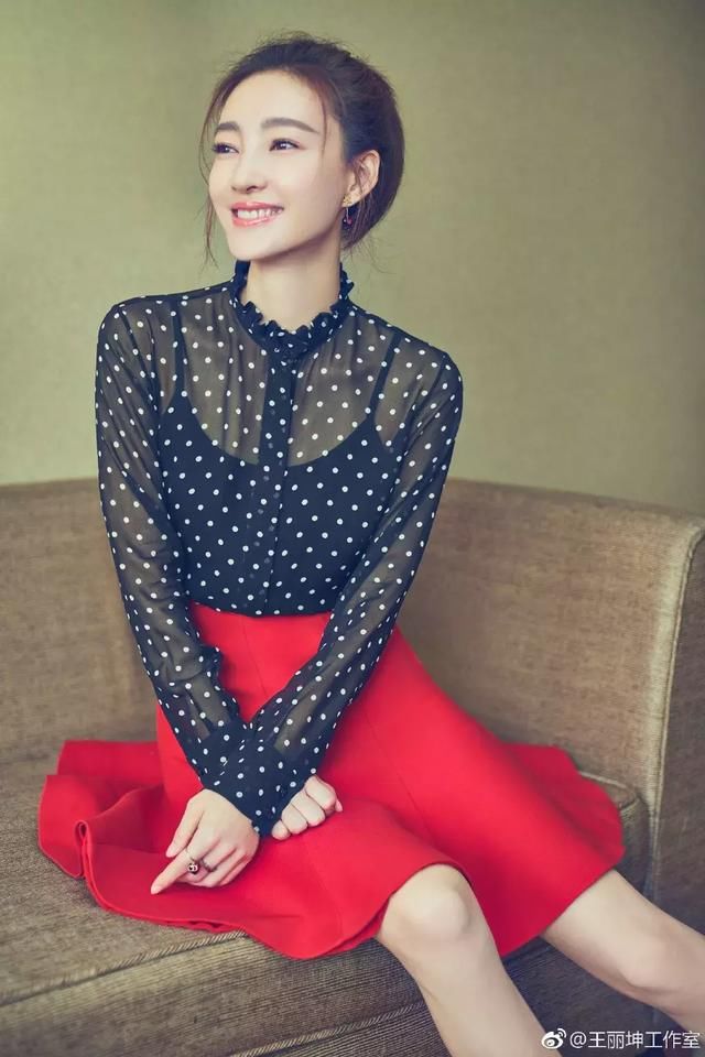 可甜可盐!唐嫣周冬雨刘诗诗的这件衣服,我穿一个夏天都不腻啊!