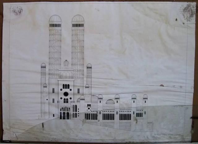 他用半个世纪捡来的垃圾建成教堂,不用起重机,仅凭双手创造奇迹