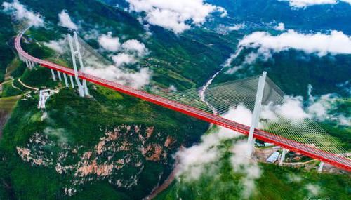  #高度#世界最高桥梁在中国，高度相当于2百层楼，比海外最高桥梁