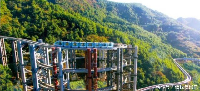 世界首座螺旋式天路，火车螺旋而上，148根钢柱插入地底深处