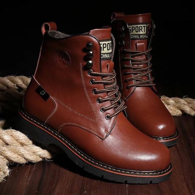 “国产靴”一夜走红，保暖耐穿不闷汗不冻脚，穿5年不过时