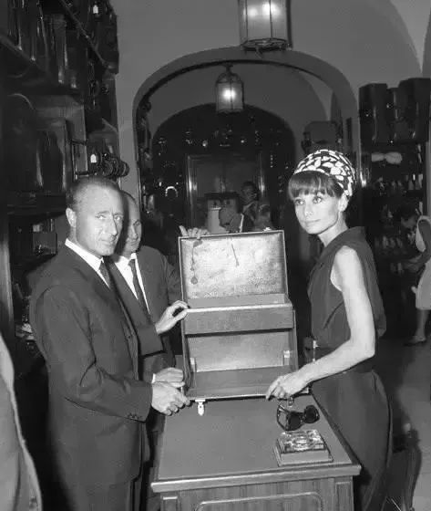 百年奢侈品牌GUCCI历久弥新