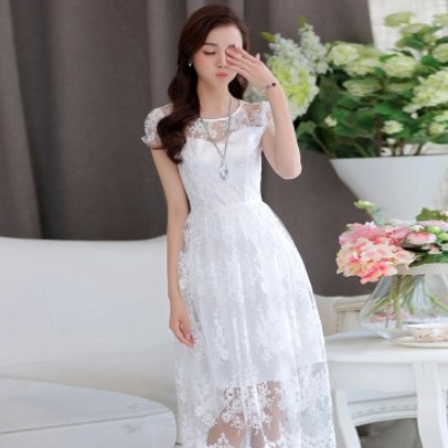 女人千万不要太随便，这样美丽性感有女人味的裙装，让你成小美人