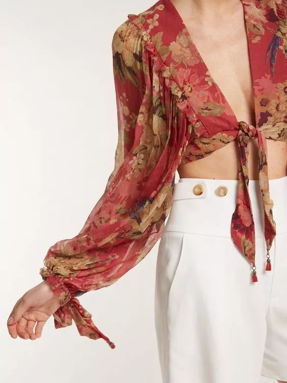 今年夏天巴黎女人都在这样穿，精致又浪漫