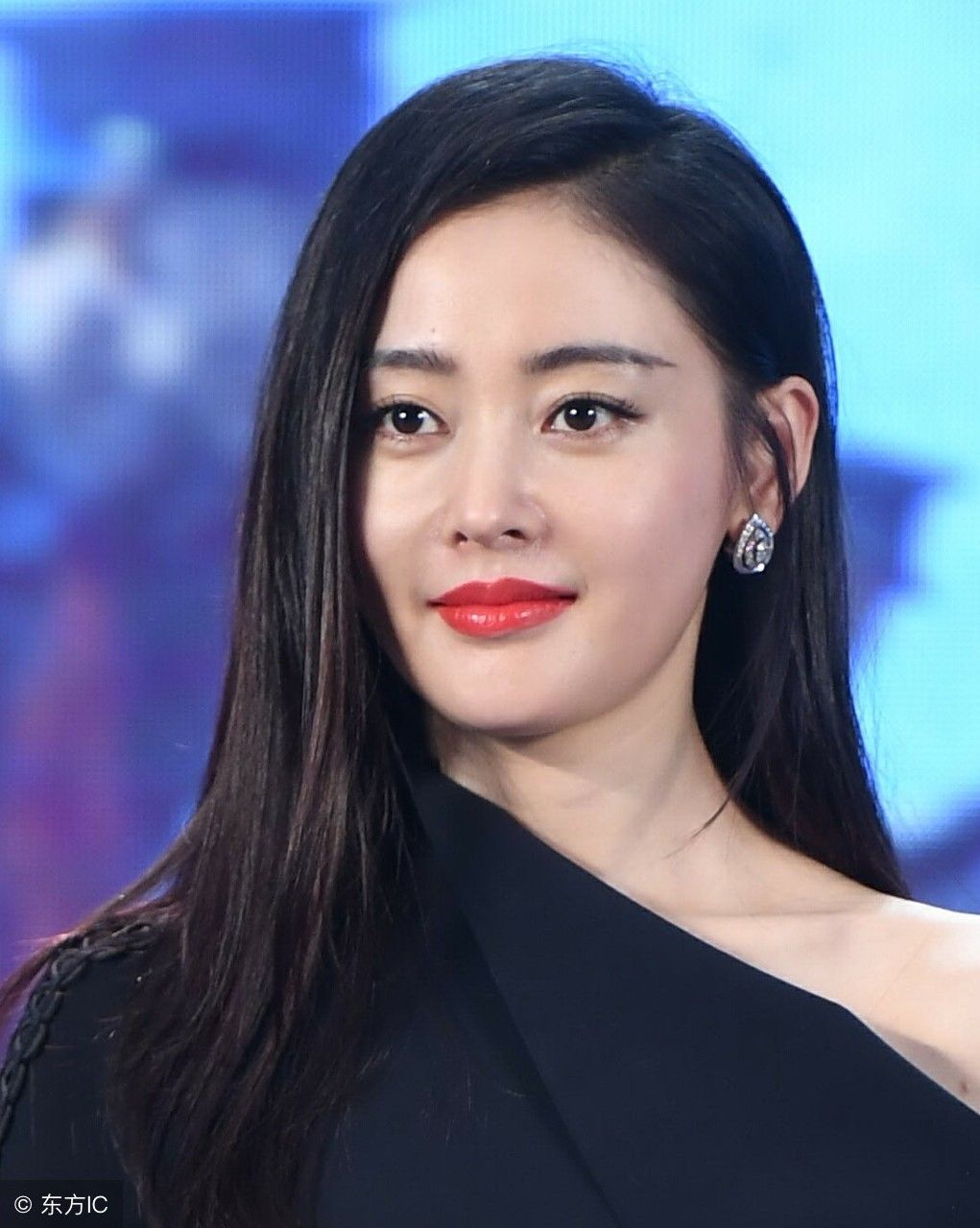 张天爱:令人惊艳的靓丽面孔!