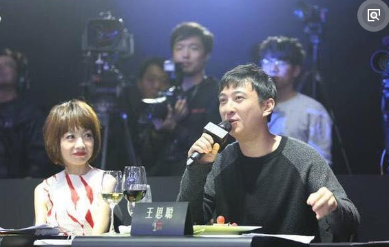 马化腾再次出面辟谣，称妻子女儿名字均是谣传，网友：白激动了！