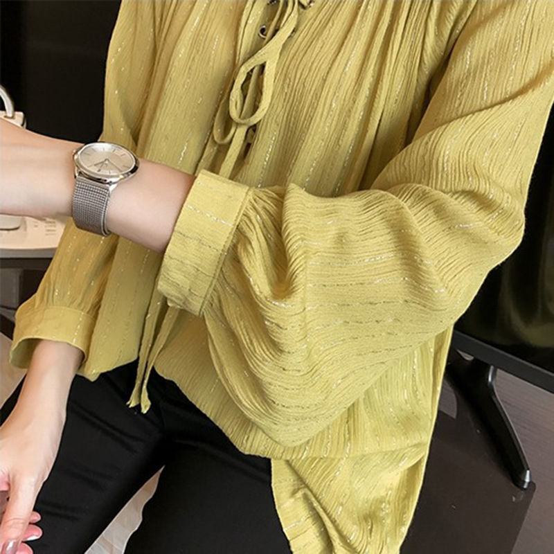 身材丰满的女人别错过,紧身打底衫,穿出万种风情,尽显完美曲线