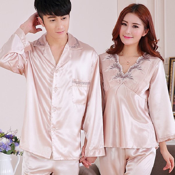 漂亮的居家小衣服，相当漂亮，这些漂亮的小睡衣相当漂亮