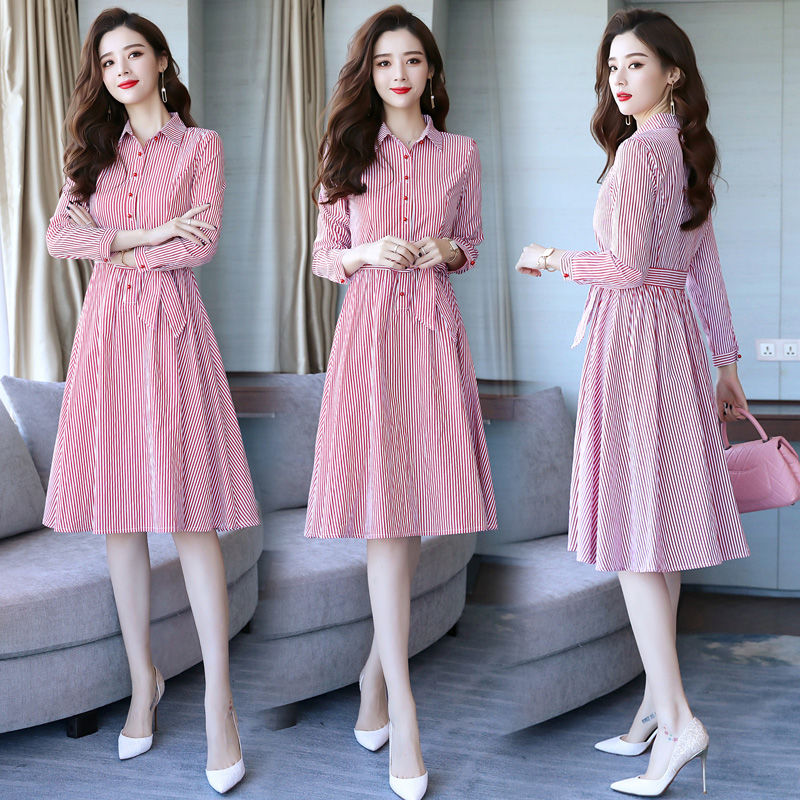 入秋穿套装不如穿连衣裙，一款好的连衣裙，更好的展现你的女人味