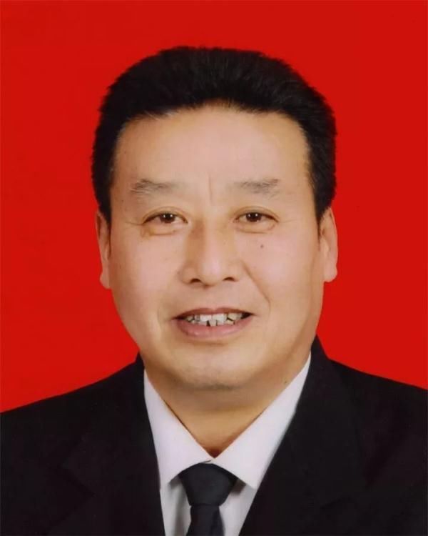 关于王隆等同志任前公示的公告