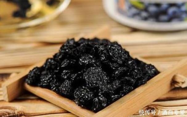 『食物』皱纹“最怕”的四种食物,吃出满脸胶原蛋白,助你40岁不显老!