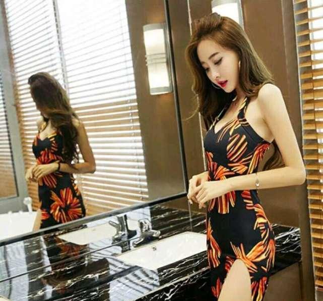 包臀裙修身腰围穿出美人鱼般的性感, 让你更有女人味