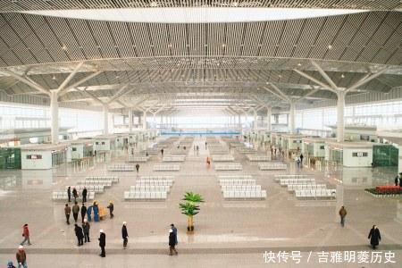  车站@中国最大的火车站 每天270趟火车经停, 你知道在哪里吗