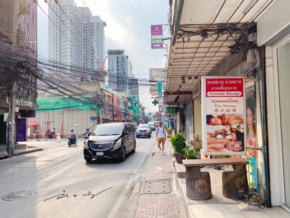 全世界按摩最便宜的国家，满大街都是按摩店，外国游客天天都想按