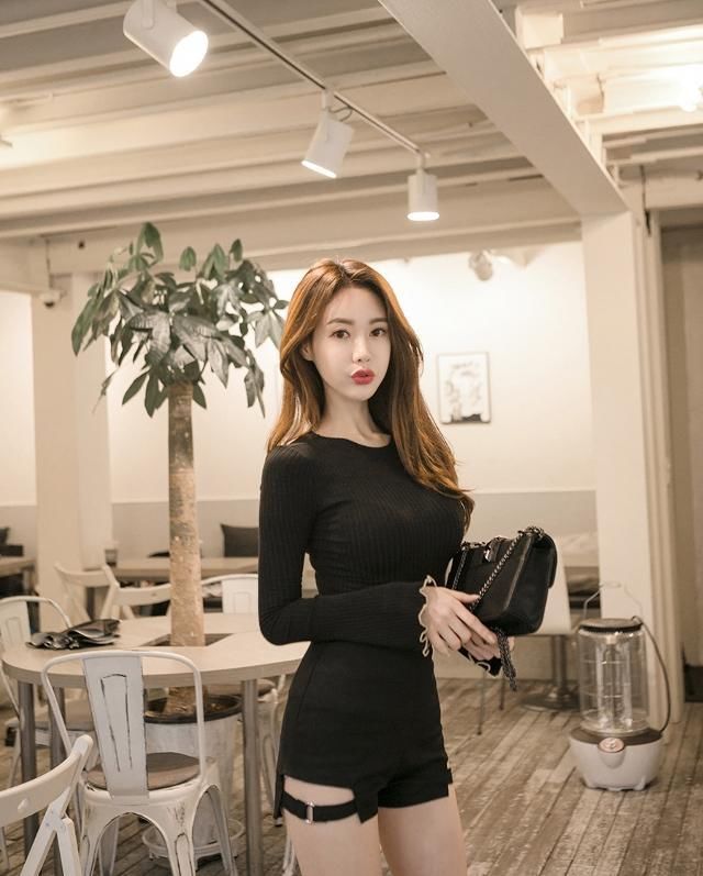 人像摄影：借助道具，更好的展现出小姐姐的魅力与性感