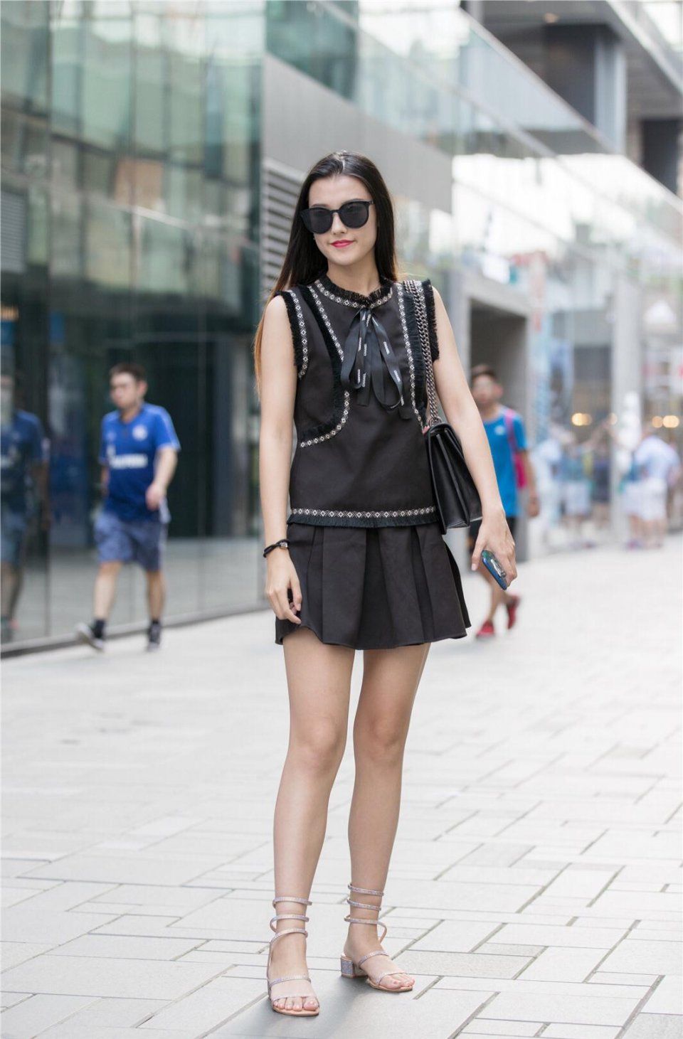 三里屯街拍分享：北京气质，艳压群芳