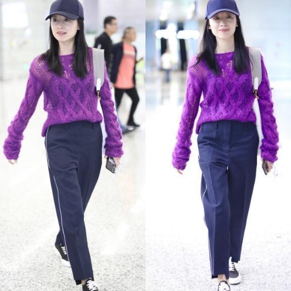 38岁董洁终于换风格了, 换一身透视镂空毛衣, 成熟好质依旧满分