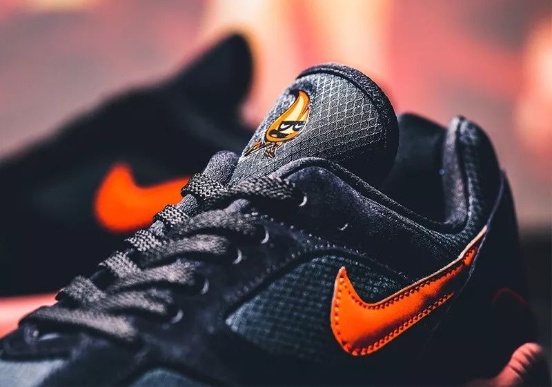 火爆还是凉凉?这两双鞋你一眼就能看出来!