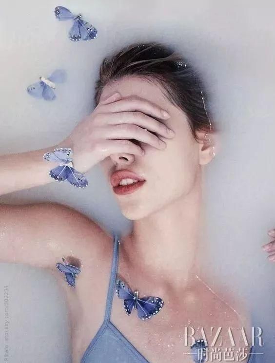 “斩澜色”大雨里都不脱妆？夏季玩水大作战我也能做到！