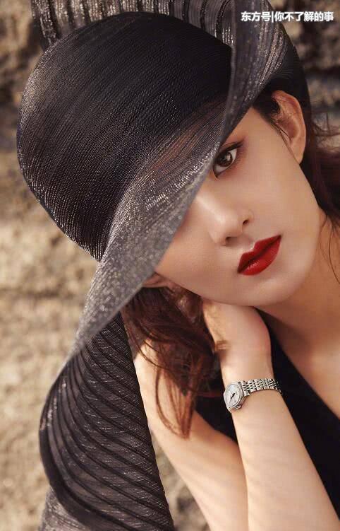 赵丽颖4句话回应停工原因，还顺带1个错别字，情商欠费该充值了