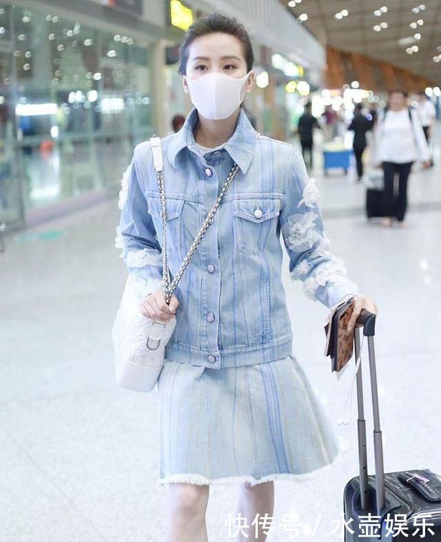 乔欣为显腿长太拼了吧，拼接短裤玩时尚，撞衫刘诗诗却输惨了！