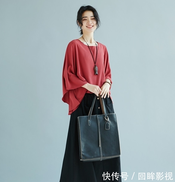  十足：生机勃勃的春季，森系look来为你增添色彩，文艺十足小清新范