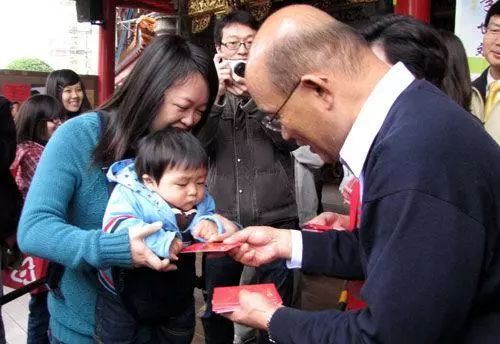 台湾《中国时报》：韩国瑜度假    大家的福气