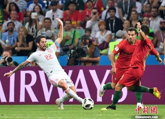 世界杯:葡萄牙3:3西班牙 C罗上演帽子戏法_【