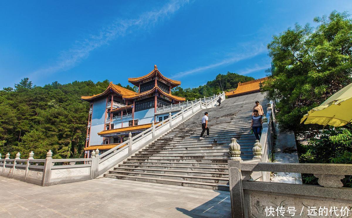广西一座被遗忘的寺庙，号称是岭南现代第一寺，曾经历过异地重建