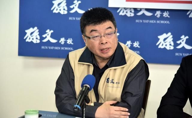 提“一中同表”，张亚中宣布参选2020“大选”