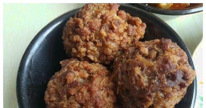 第一次去农村吃饭，年刚过还依然是这样的饭菜，太丰盛了